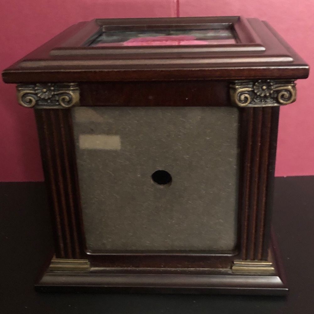 Bombay 2002 Mahogany Wood Photo Album Box